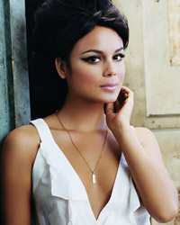 Nathalie Kelley